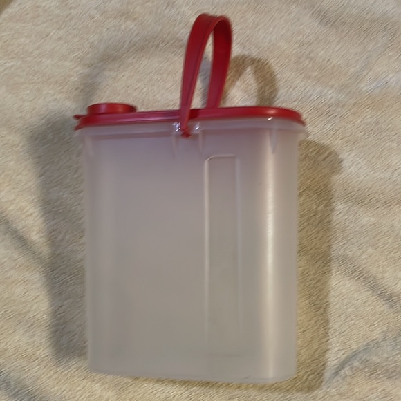 Tupperware - Picture 2 of 7